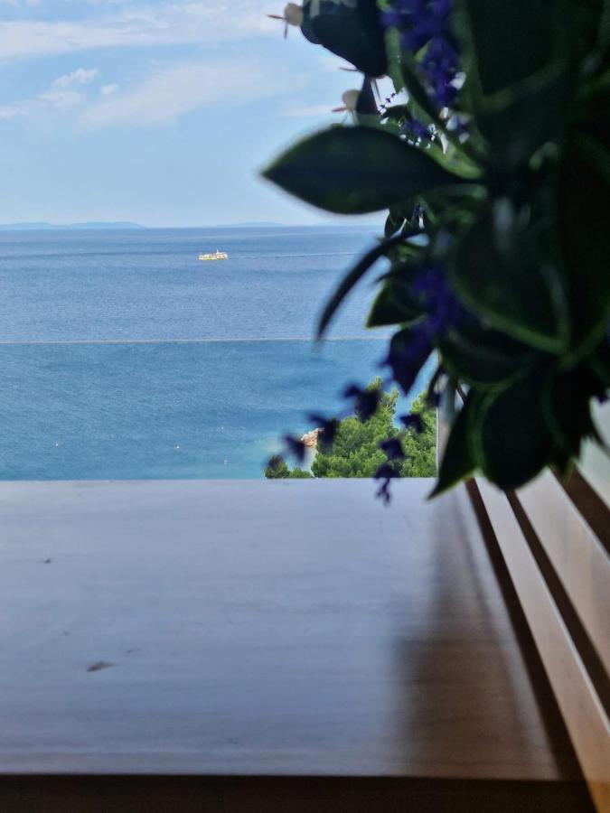 דירות אומיס Amazing Sea View מראה חיצוני תמונה