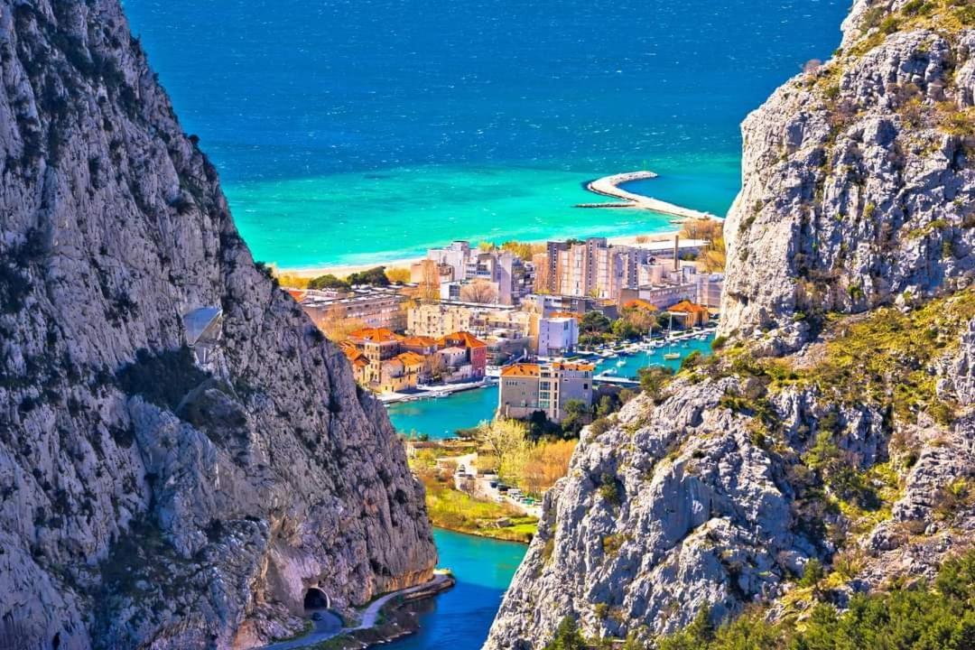 דירות אומיס Amazing Sea View מראה חיצוני תמונה